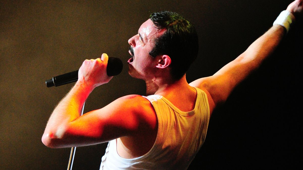 One Night of Queen: Performed by Gary Mullen & The Works