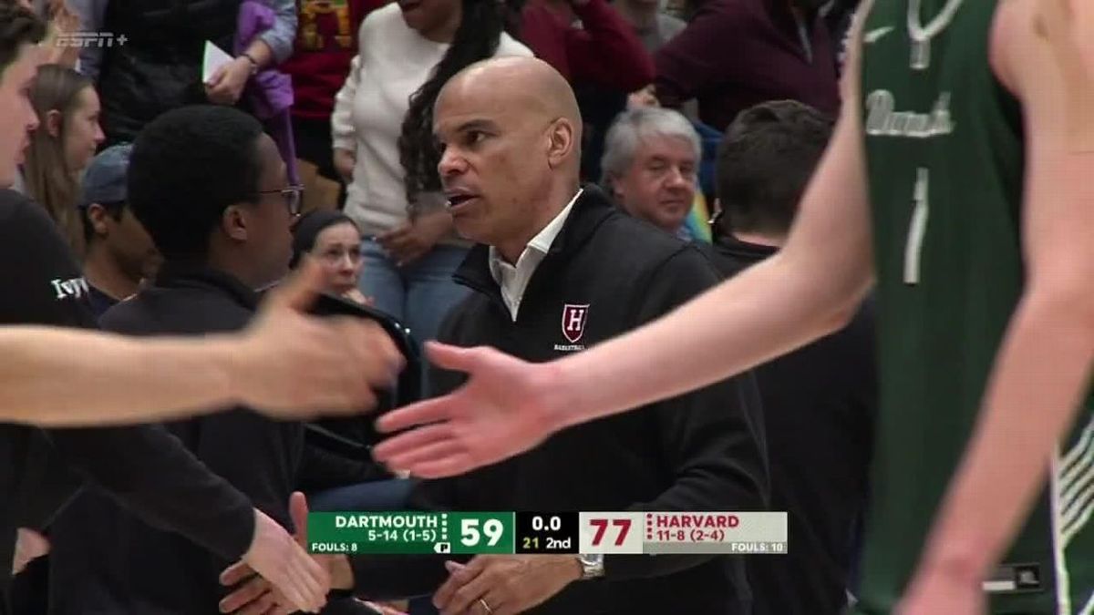 Dartmouth Big Green at Harvard Crimson Mens Hockey