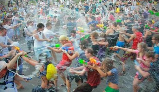 Huge Summer Water Fight - Auckland