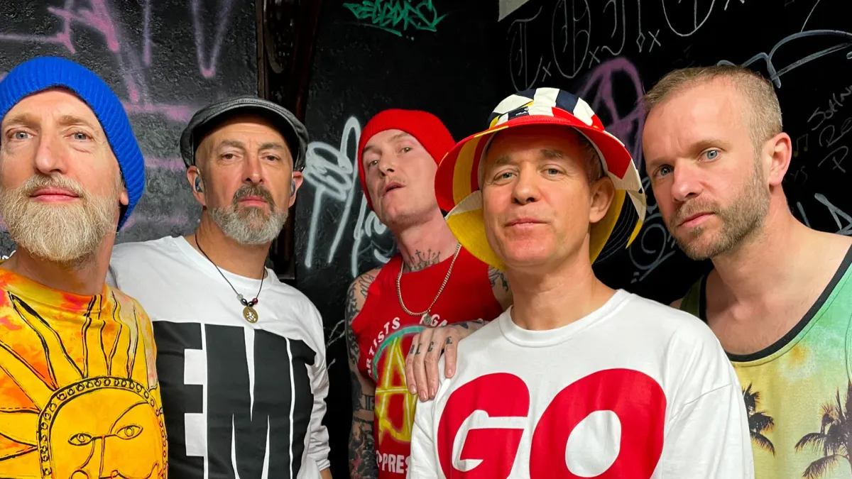 EMF, Jesus Jones, bis in Oxford