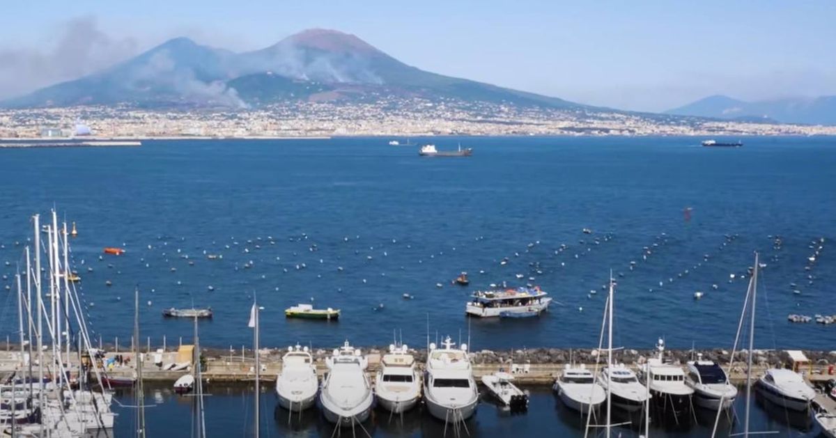 Napoli, Pompeii and Vesuvius Hiking and cultural adventure