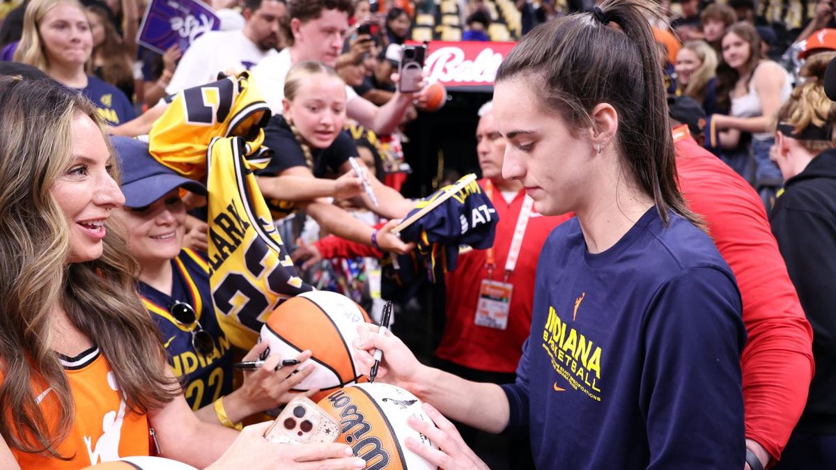 Indiana Fever at Phoenix Mercury