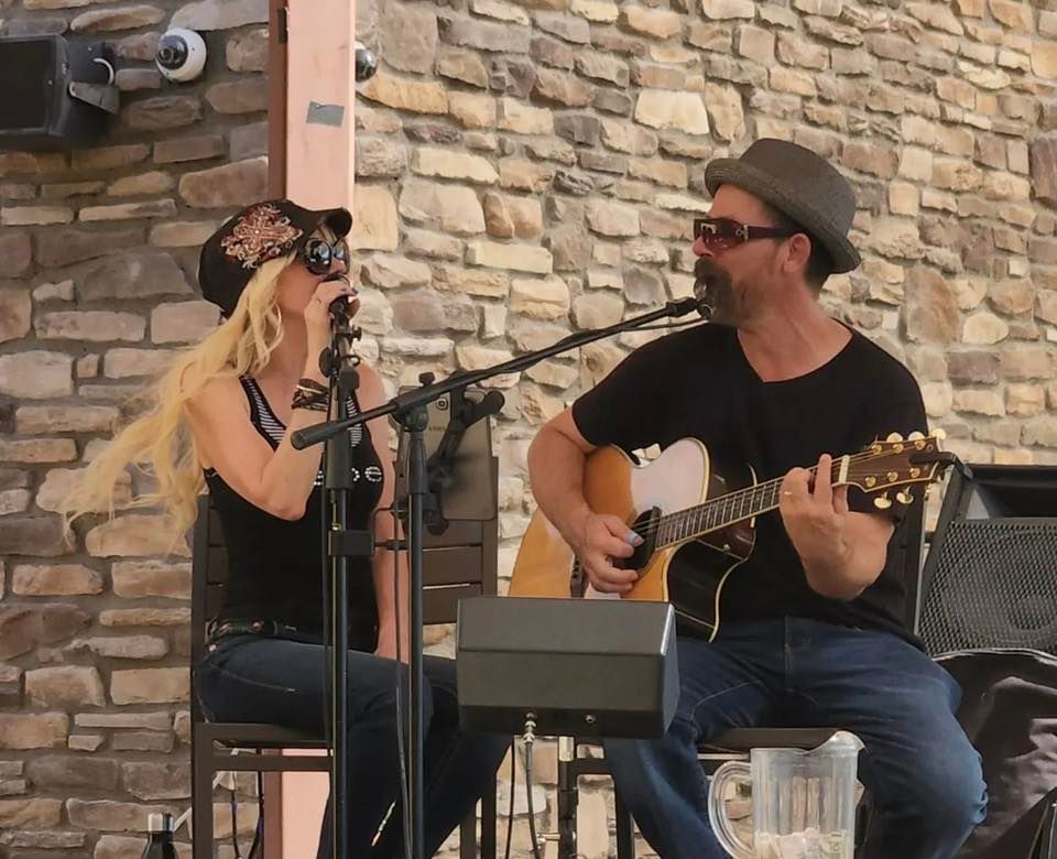Live music by Sommer Grace Duo ?