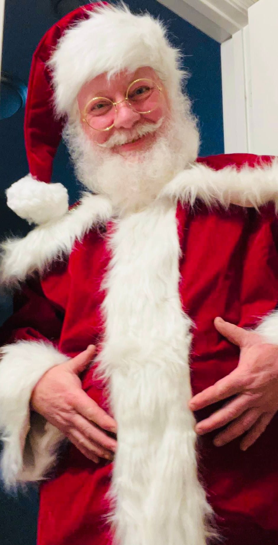 Come see Santa at Magnolia Soap\ud83e\uddfc