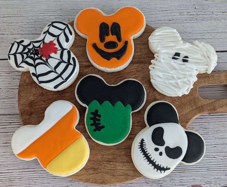 Mickey Mouse Halloween Sugar Cookie Decorating Class 