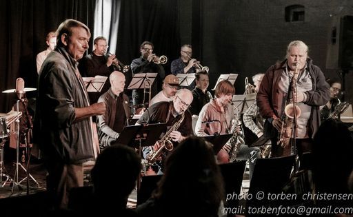 Monday Night Big Band v.\/ Niels J\u00f8rgen Steen