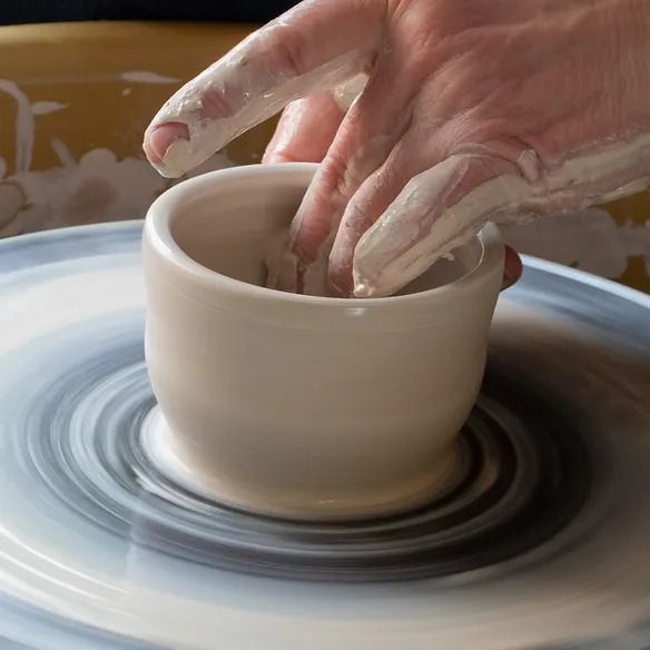 Beginner\/Interm. Wheel - Learn to throw or advance your skills on a potter's wheel