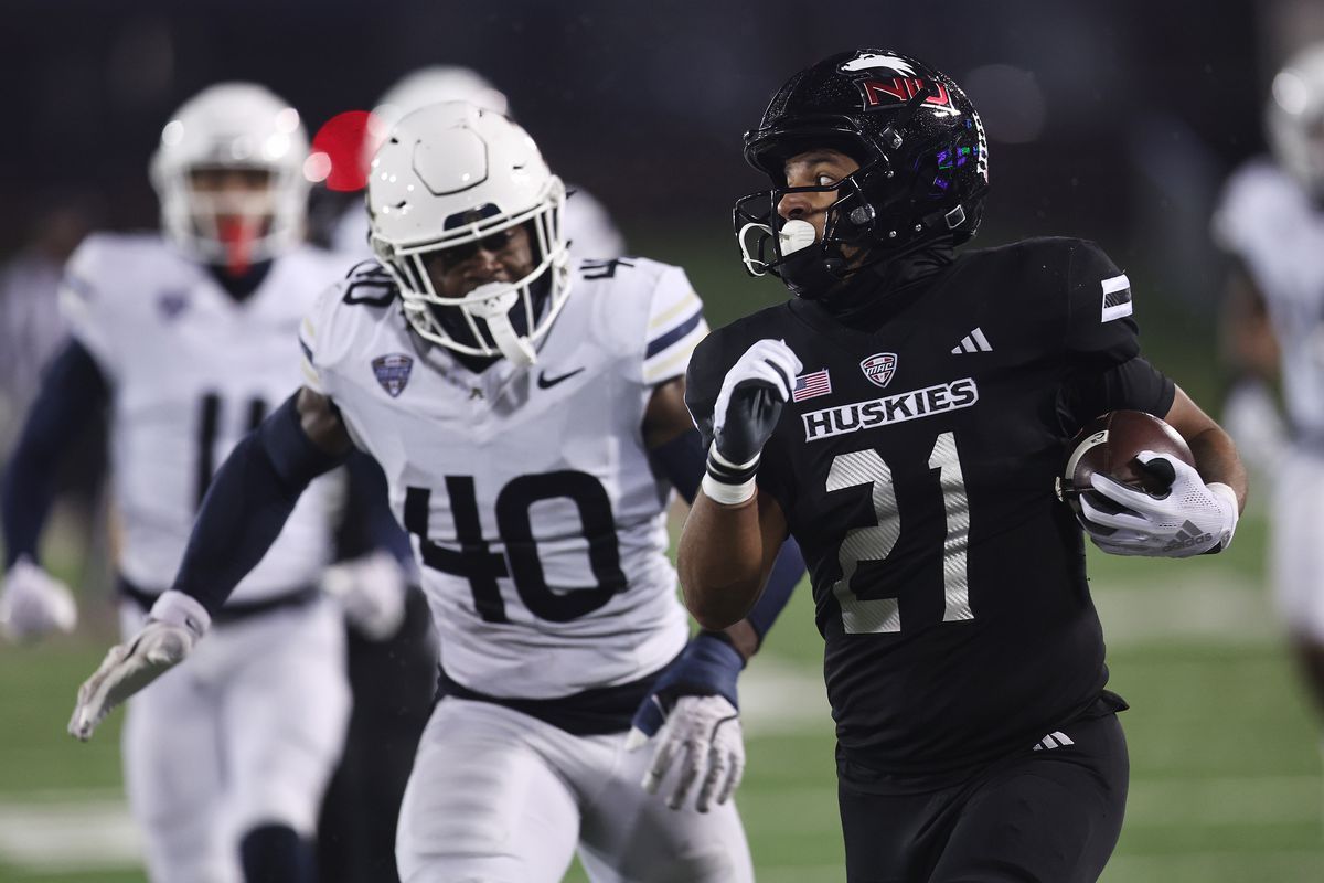 Central Michigan Chippewas vs. Northern Illinois Huskies