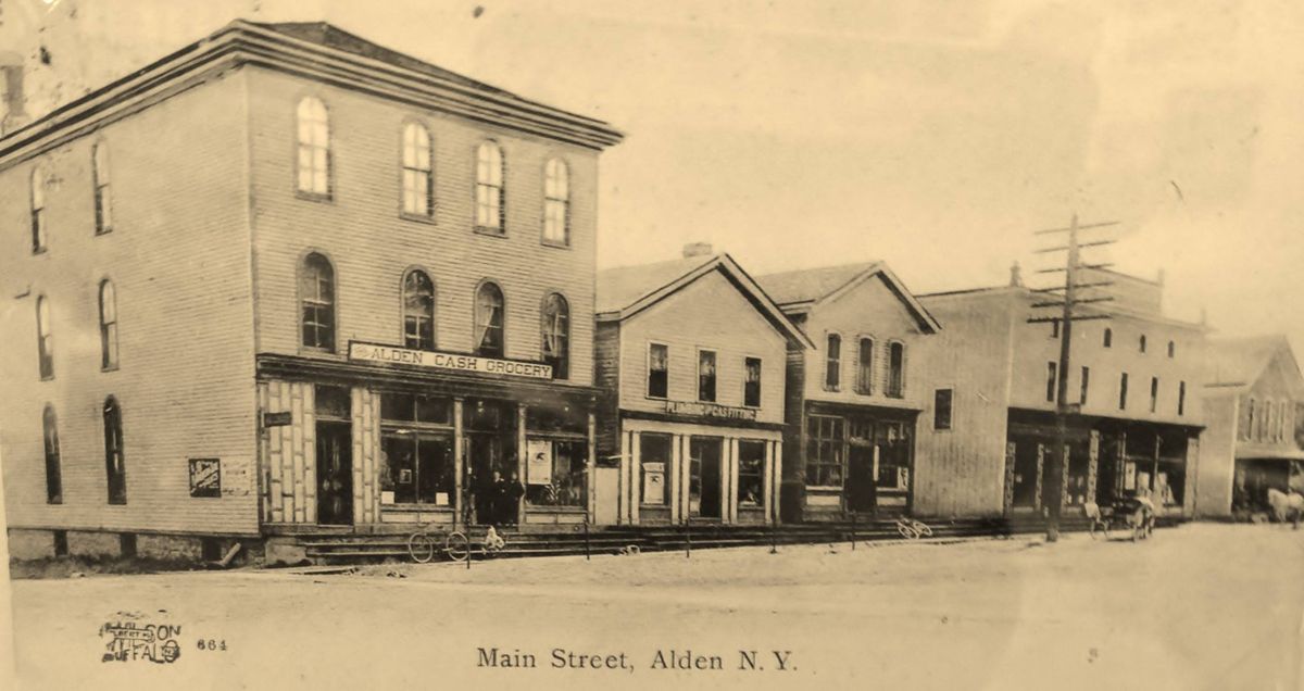 Garbage and Recycling for the Village of Alden