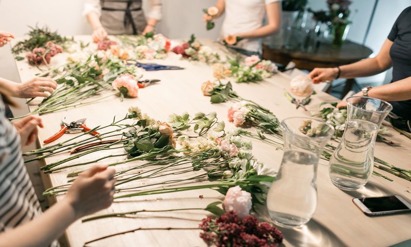 Pre-registration member event: Basic Flower Arrangement Workshop - Vertical Design