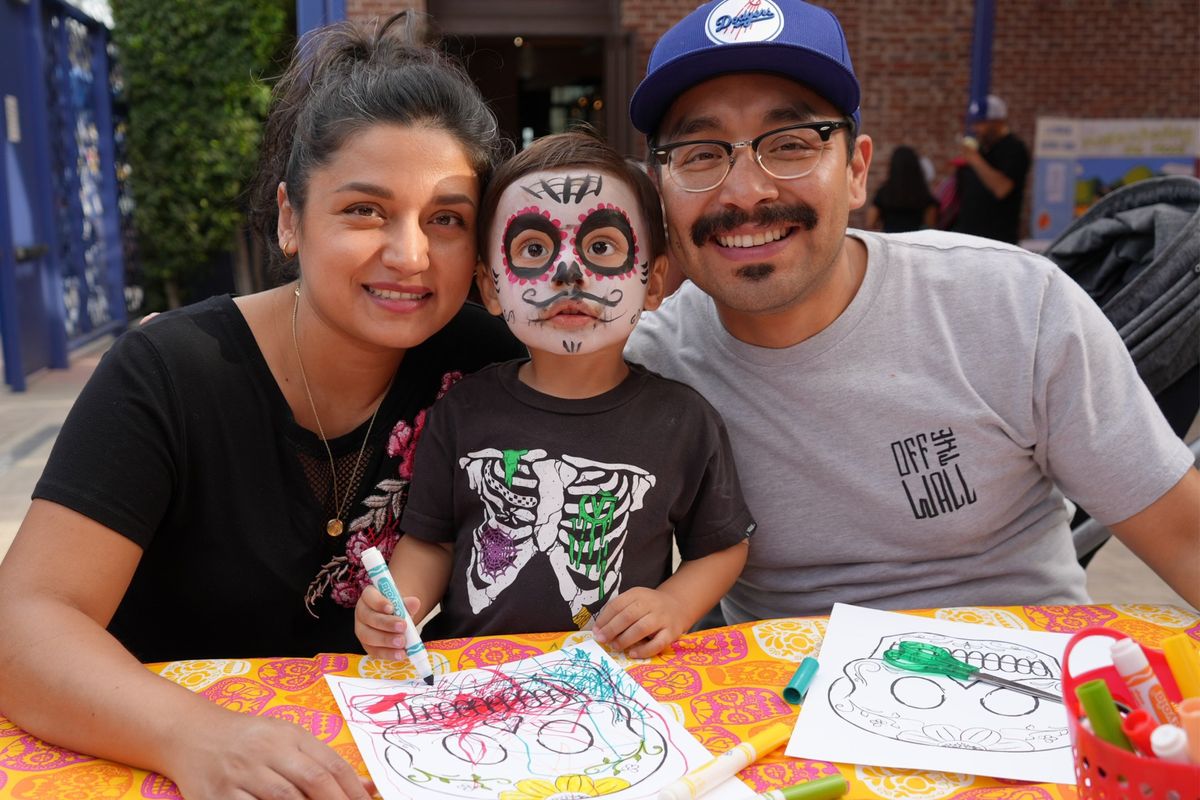 D\u00eda de los Muertos Family Day | Free