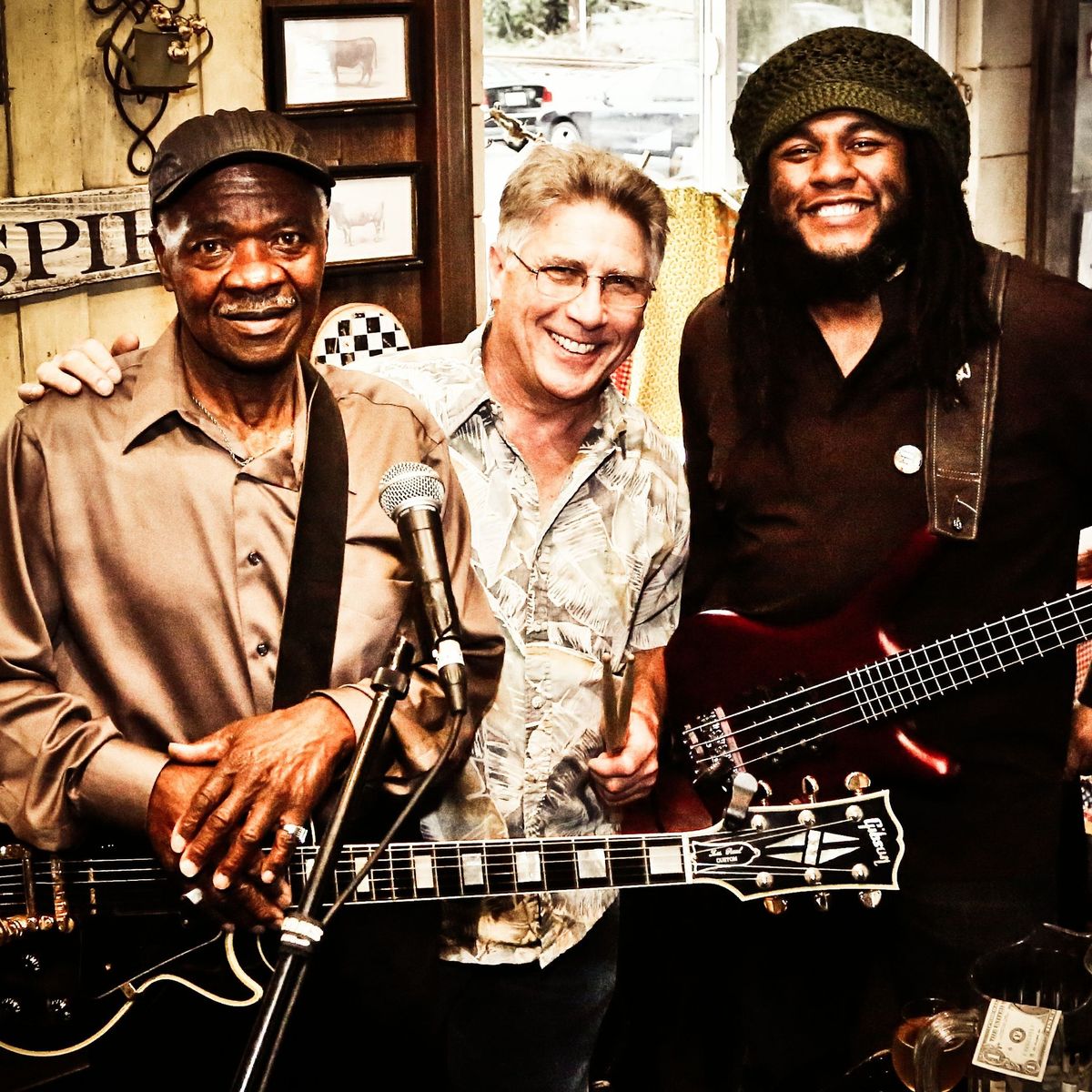 Blues and Brews with Lloyd Whitley Band