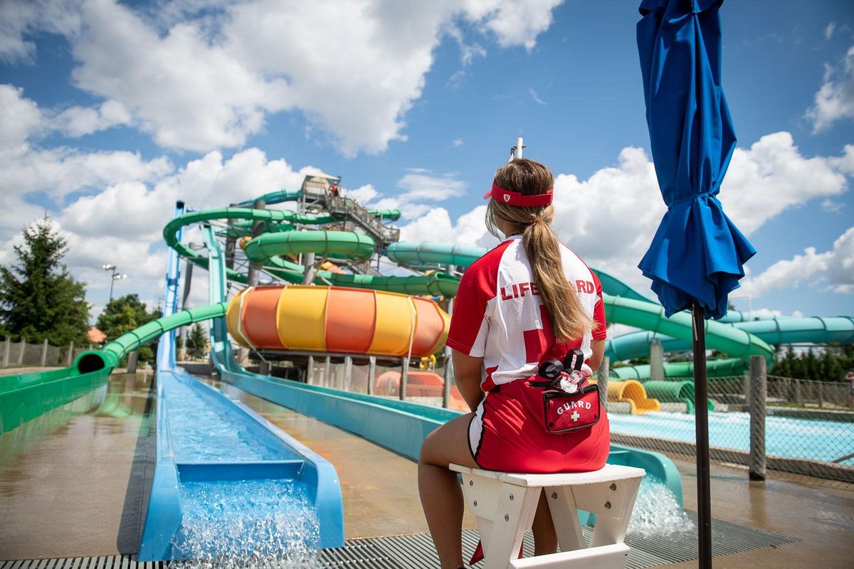 Parking Water For Elephants - Columbus