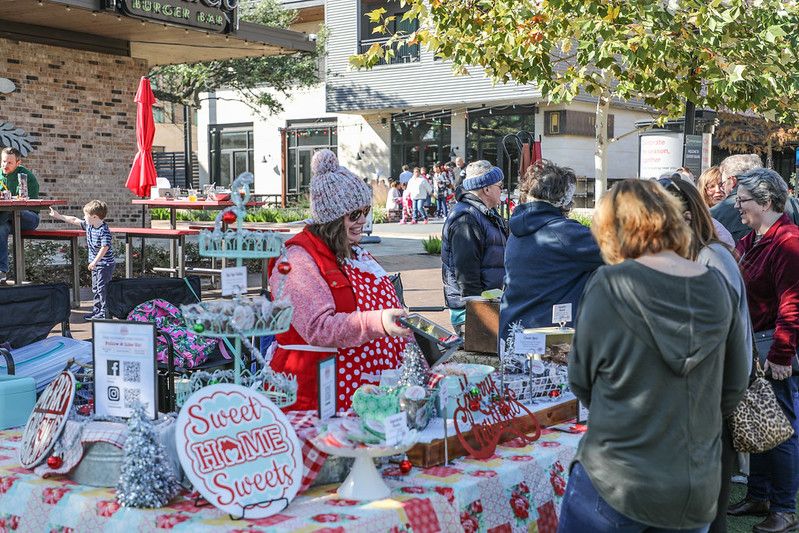 Holiday Artisan Market 