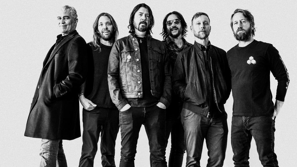 Foo Fighters: LIVE IN THE USA