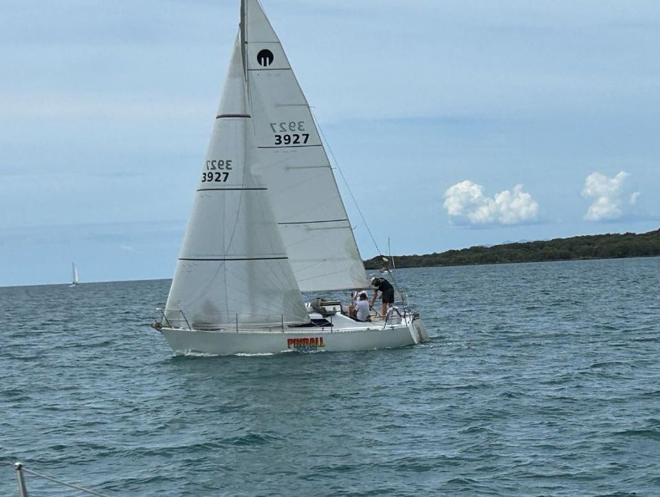 Ladies Race - Henderson Trophy