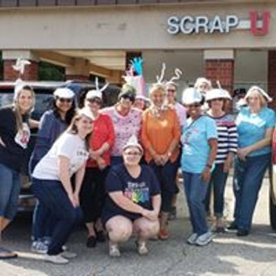 Scrappy ladies at play at ScrapU