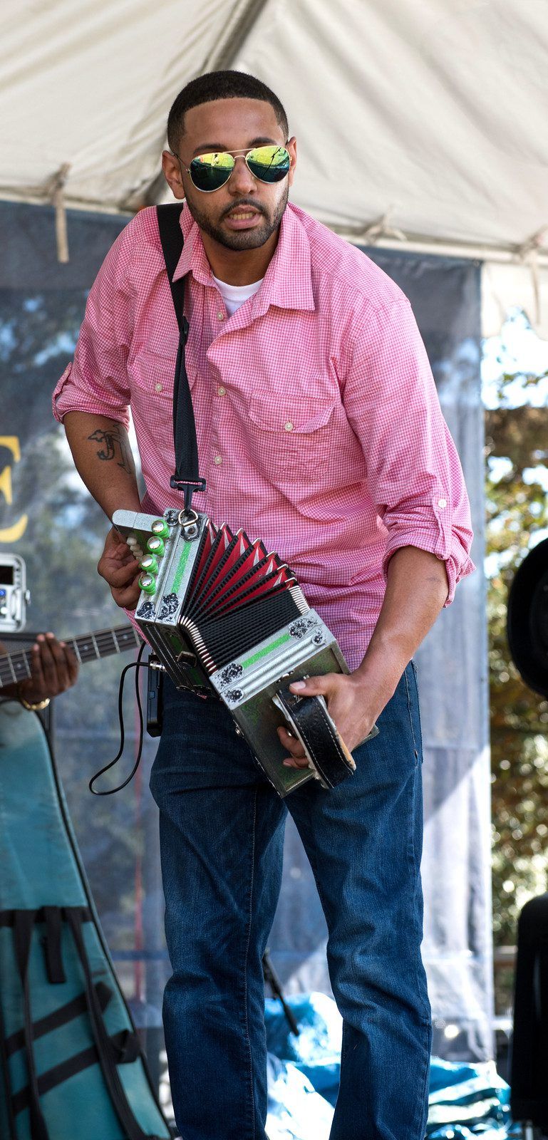 Dimanche at Power Center