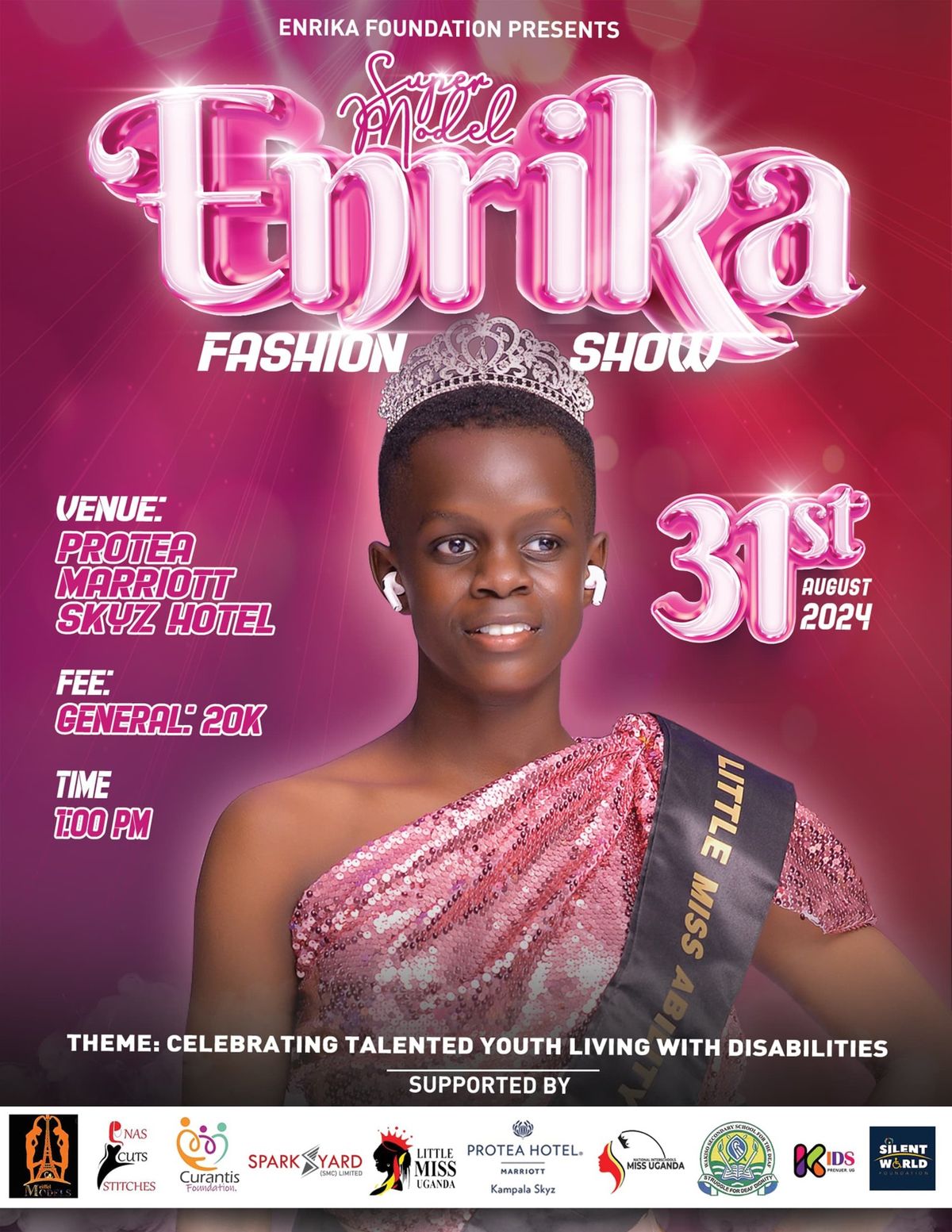 Super model Enrika fashion show 