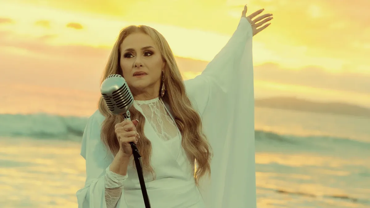 Manoella Torres in Guadalajara