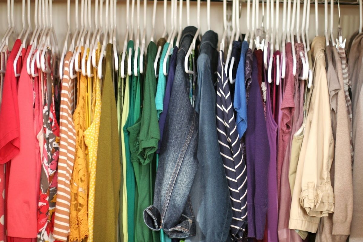 Clothes Closet: FREE CLOTHES