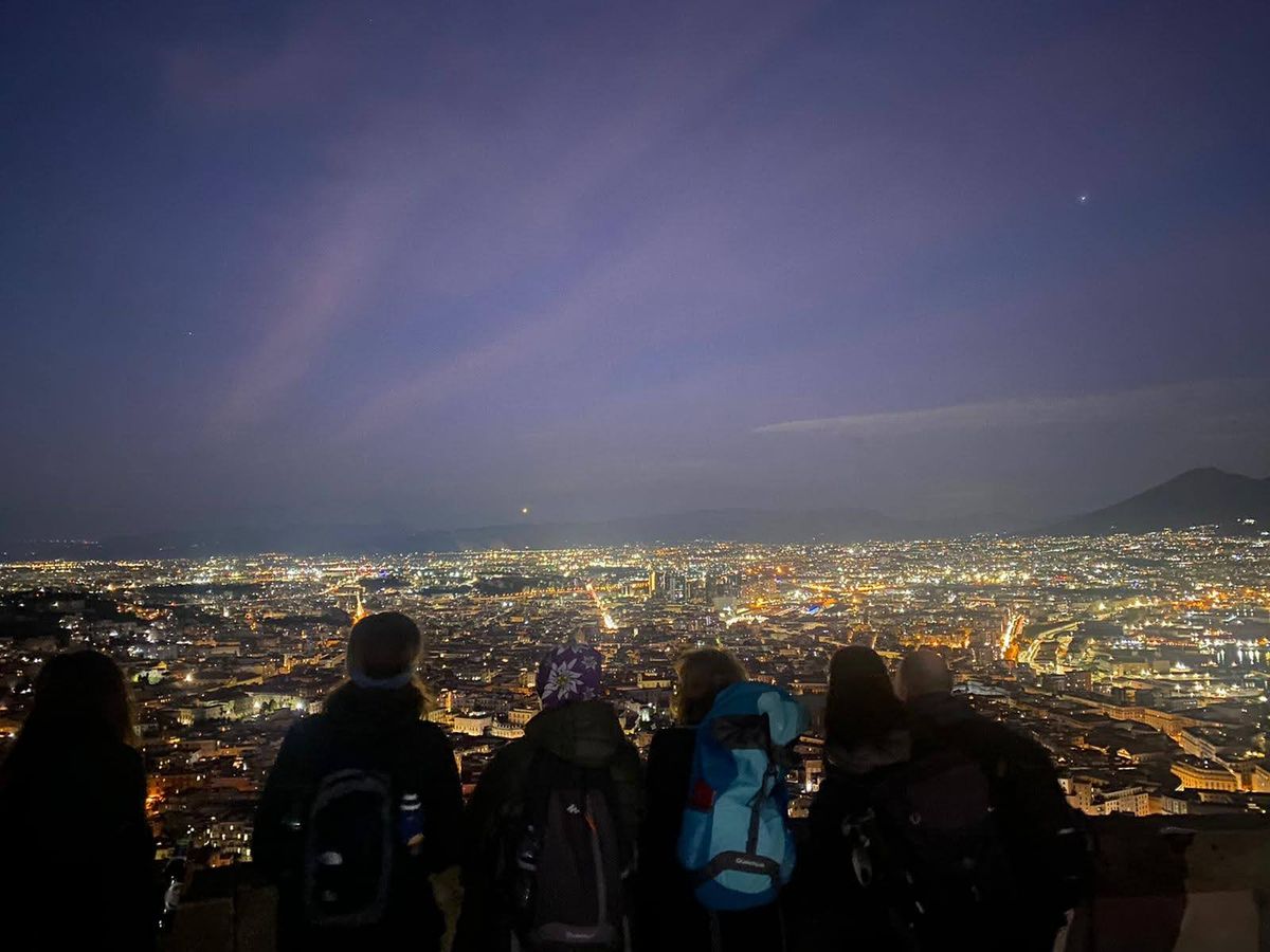 Avventura a Napoli con trekking urbano e sul Vesuvio 