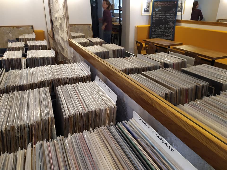 Vente de vinyles \u00e0 Coup de T\u00eate