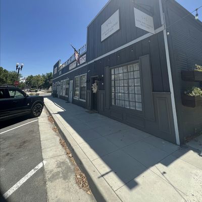 Luxe and Lounge Boutique