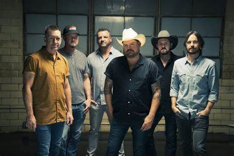 Memorial Day Weekend Concert with Randy Rogers Band