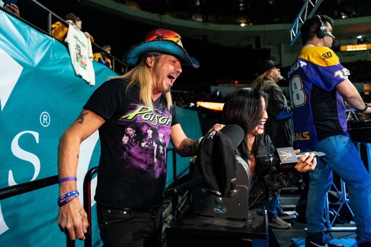 Parking Las Vegas Desert Dogs at San Diego Seals