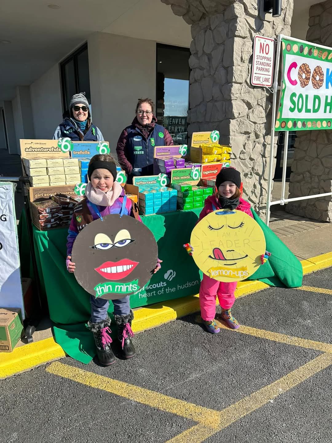 Girl Scout Cookie Booth - Barnes & Noble