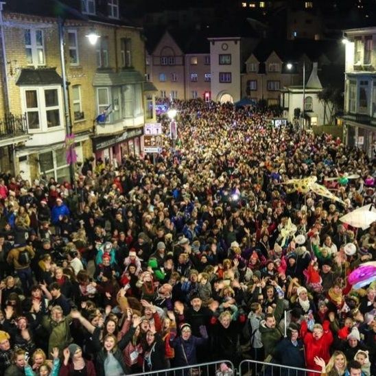 Combe Christmas\/Lighting of the Lights