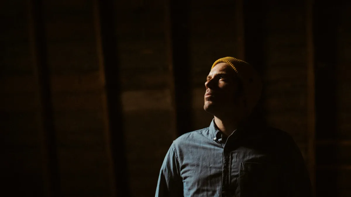Josh Garrels, Taylor Armstrong, Jonathan Ogden in London