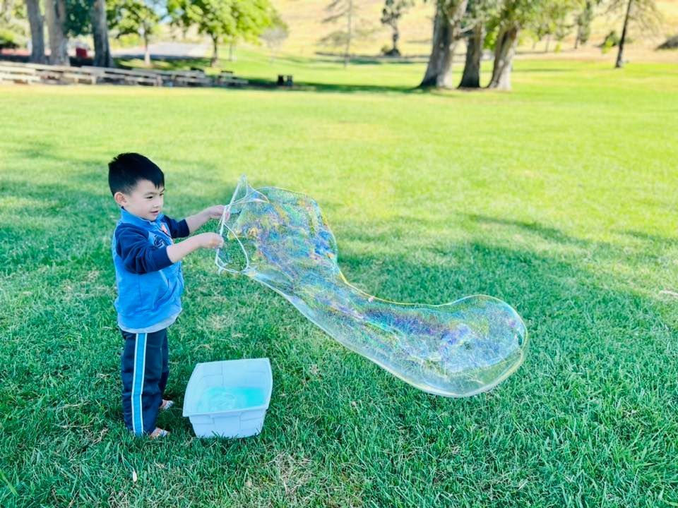 Let\u2019s Blow Giant Bubbles!