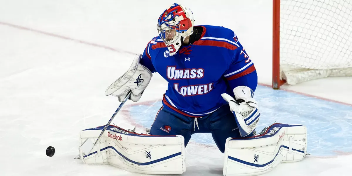 Parking UMass Minutemen at UMass Lowell River Hawks Mens Hockey