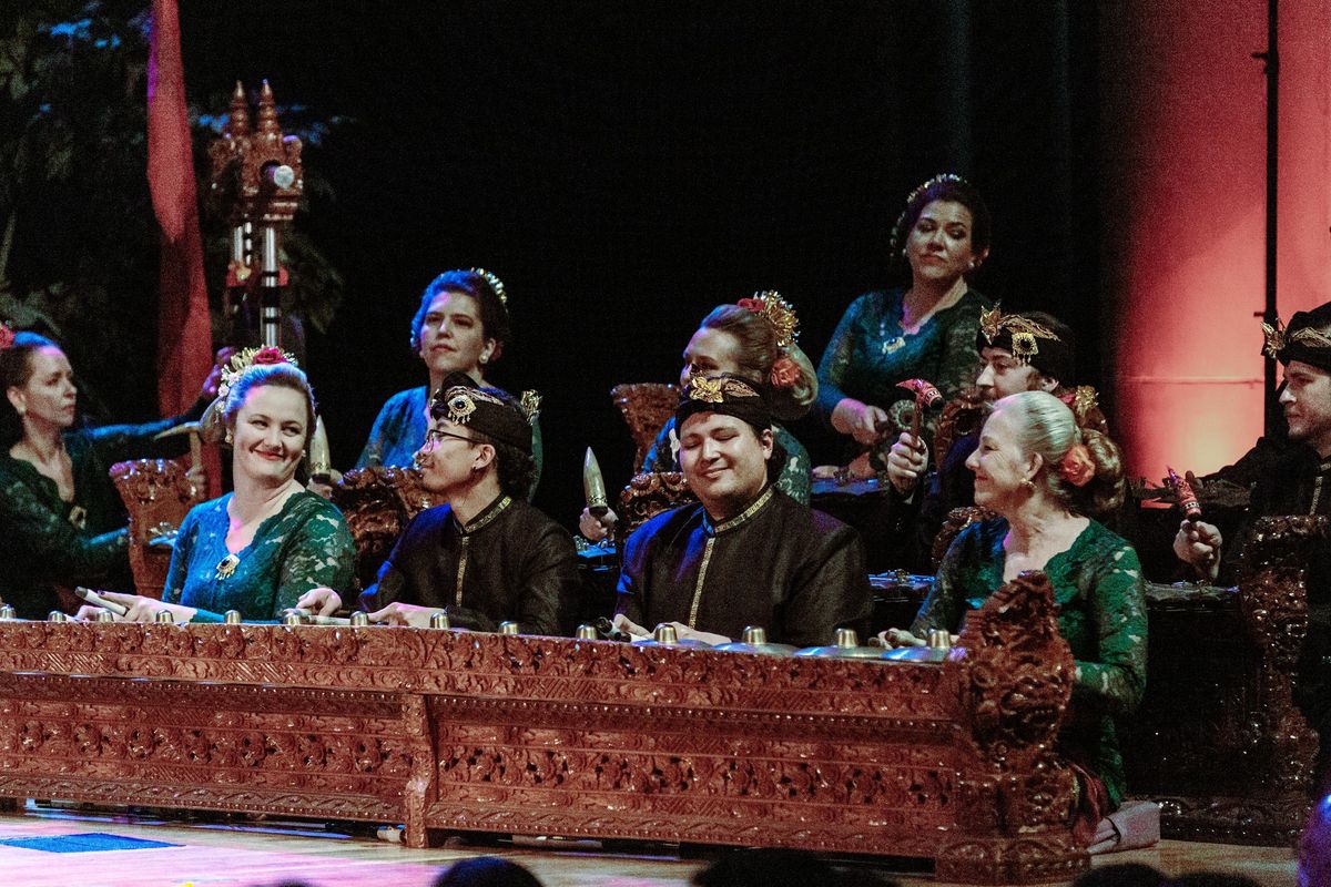 Gamelan Tunas Mekar with "Padayon" FACC Cultural Performance Group