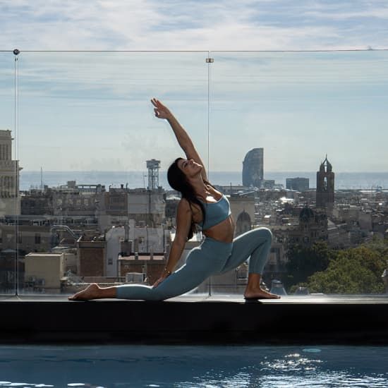 Yoga con Lululemon & Brunch en Rooftop