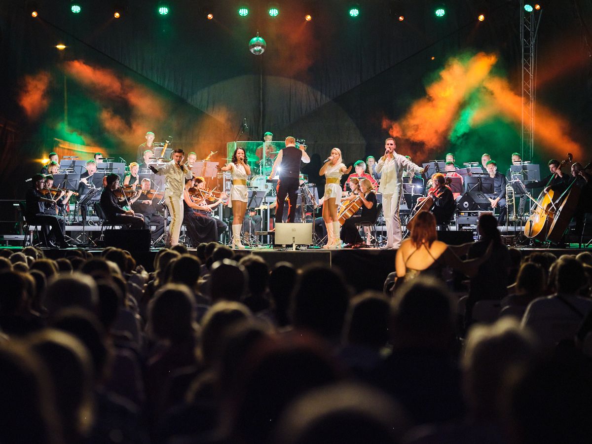 ABBA SYMPHONIC SHOW - STAR\u00dd HROZENKOV Amfite\u00e1ter \/ 30.7.2025