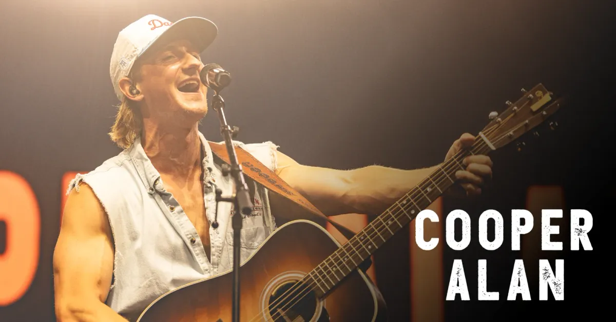 Cooper Alan at War Memorial Auditorium-FL