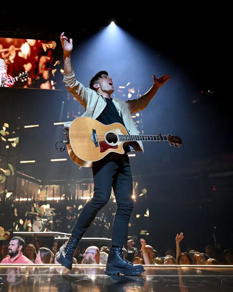 Phil Wickham at Water of Life Community Church