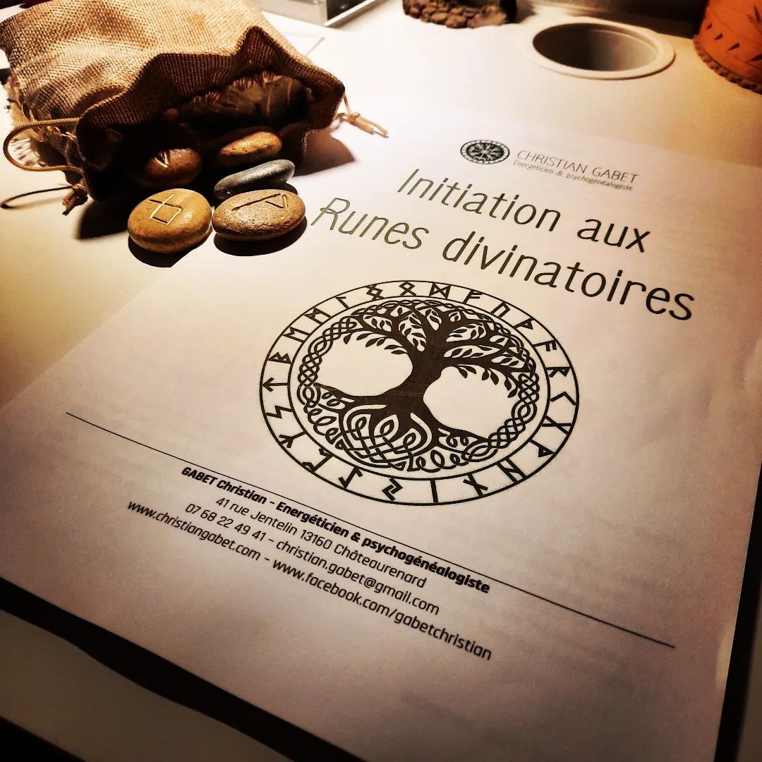 Formation aux runes divinatoires