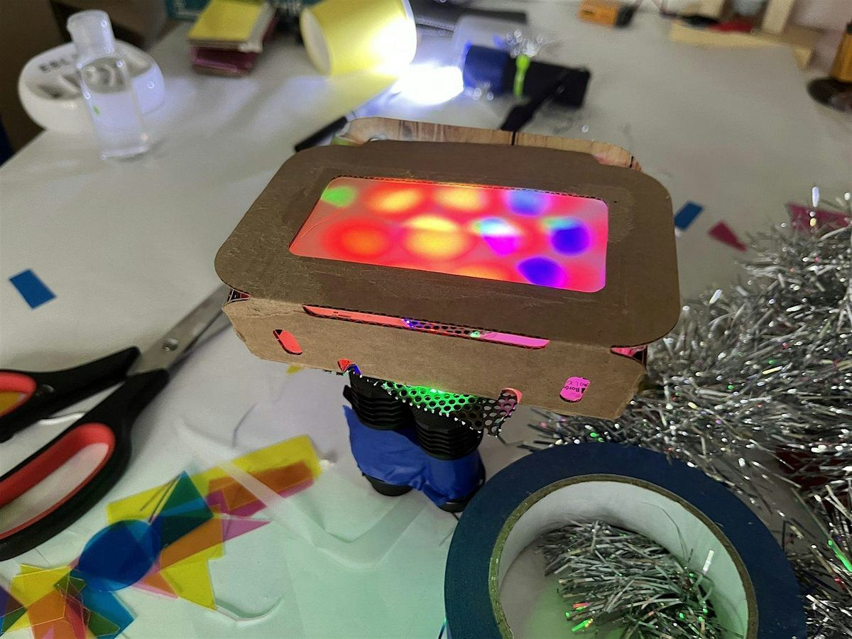 Wunderfitzige \u201cMaker Educator Meet-up\u201d (Gl\u00fchen)