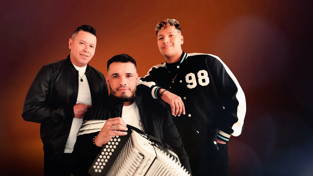 Los inquietos del vallenato, Grupo S\u00b4kala in Minneapolis