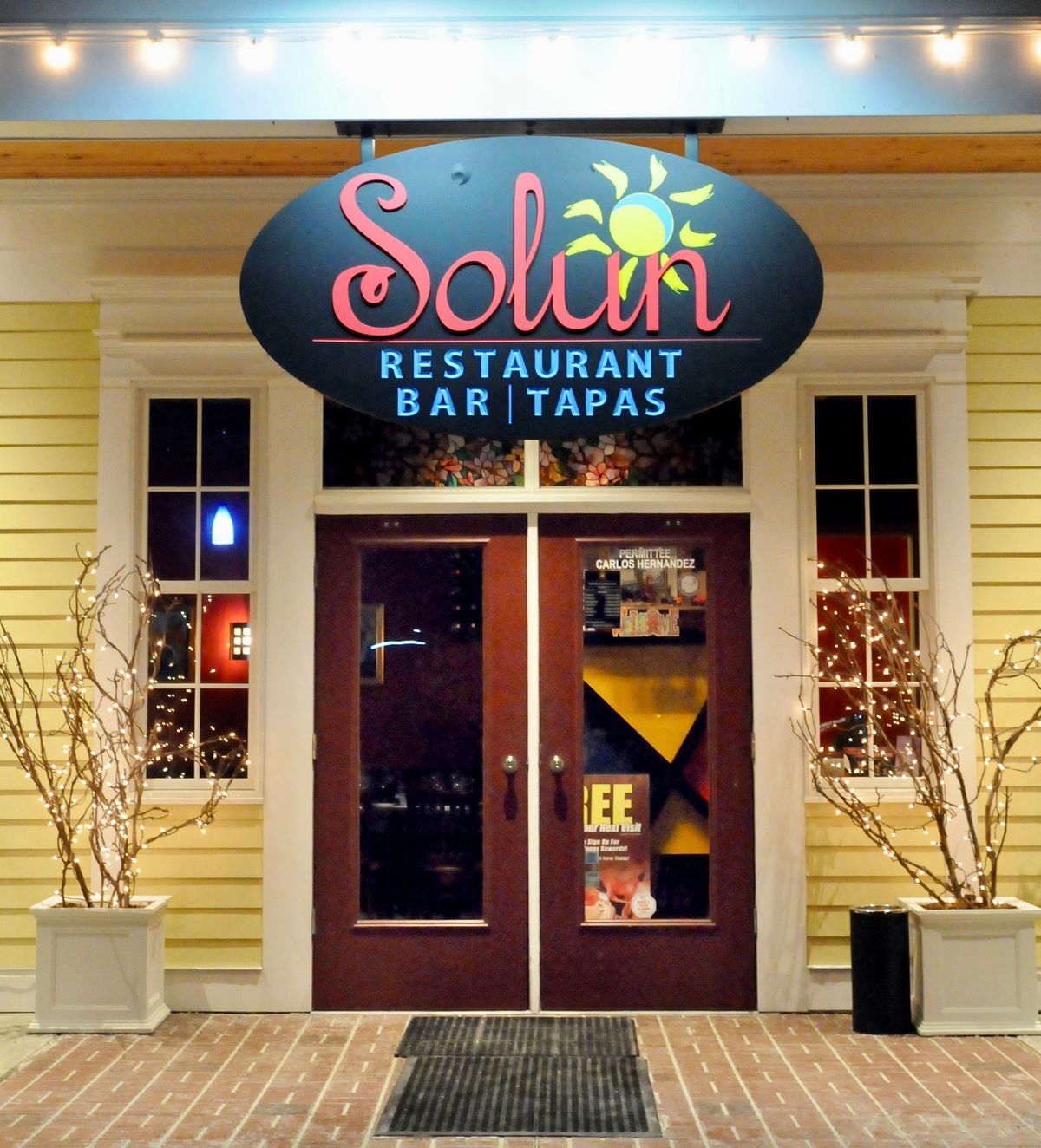 A night of music with TRLP at Solun\/Restaurant\/Bar\/Tapas for Ladies Night