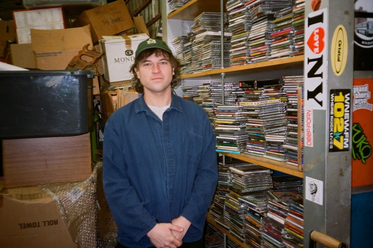 RYLEY WALKER (US) - singer-songwriter 