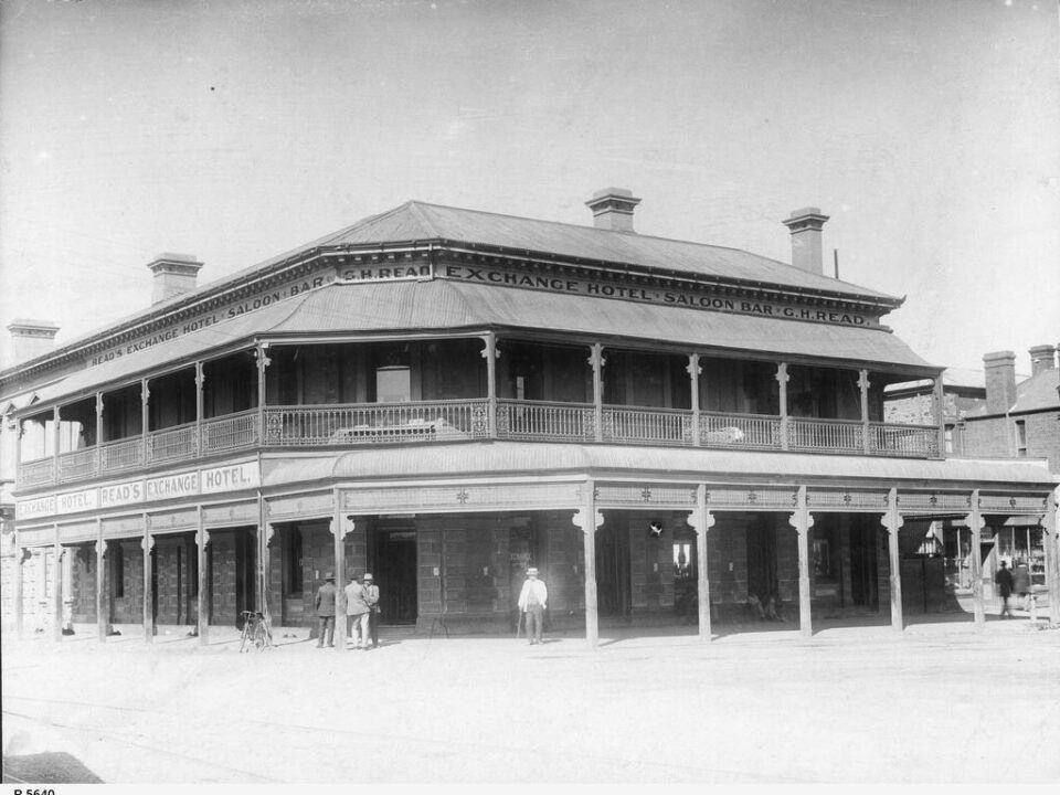 Vintage Pubs of Port Adelaide