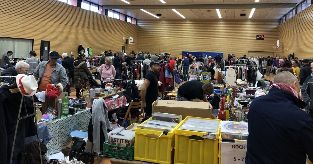 Grosser Hallen-FLOHMARKT in der Mehrzweckhalle in Ludwigsburg-Eglosheim