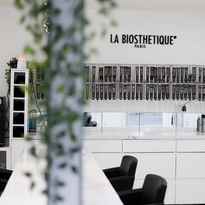 Serenity Hair & Spa X Cancer Research