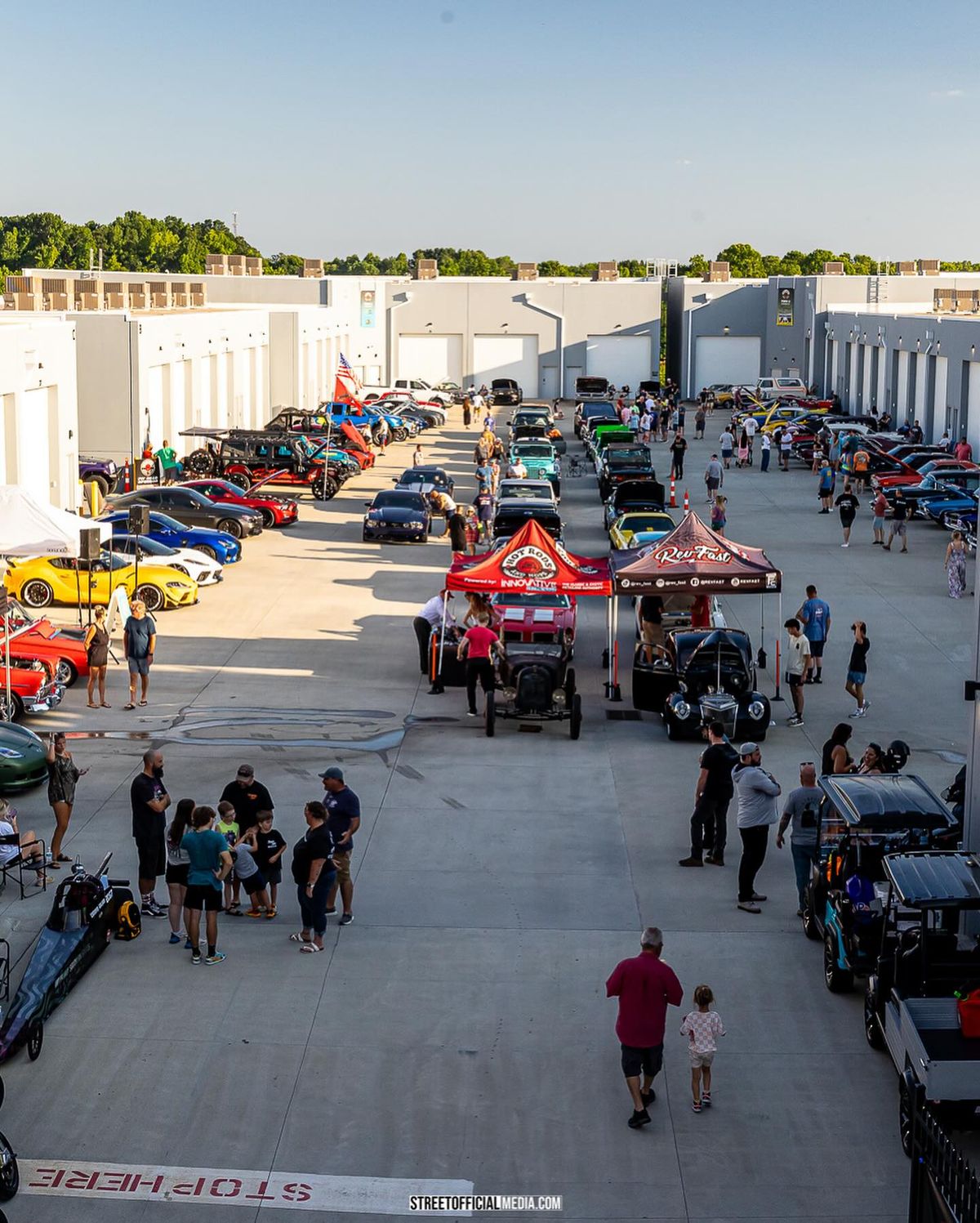 Hot Rods and Hops Season Kick Off Cruise In