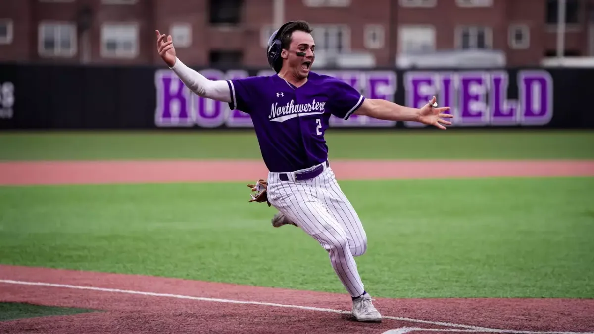 Valparaiso Beacons at Northwestern Wildcats Baseball